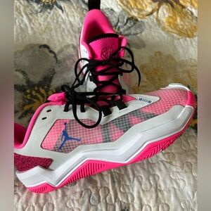 Women’s Jordan’s One Take 4